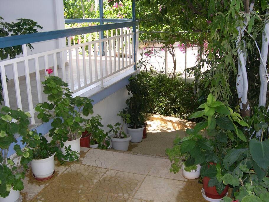 Selfcatering -Studio Helen No 7 Xiropigado Exterior photo